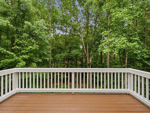 2nd image of 314 Bridgegate Dr