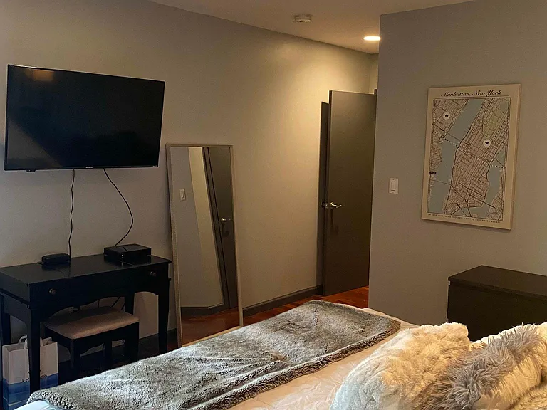 4801 Palisade Ave #2C — Photo 8