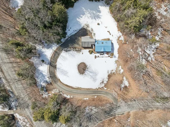 7 Best Road, Hartland, VT 05089