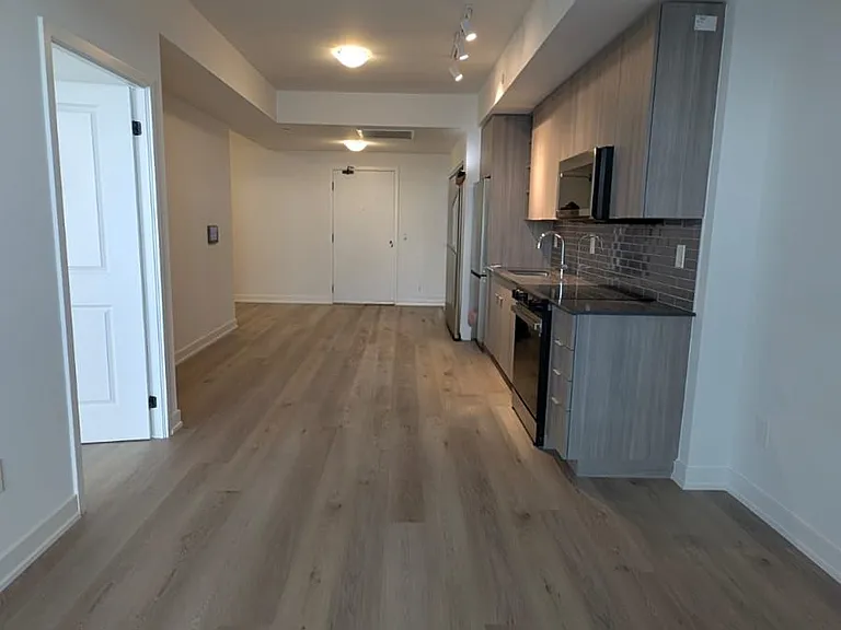 2075 Lakeshore Rd #2106 — Photo 10