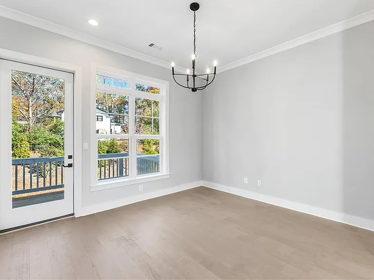 2035 Parkside Ln — Photo 20