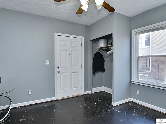 3rd image of 4636 Izard St