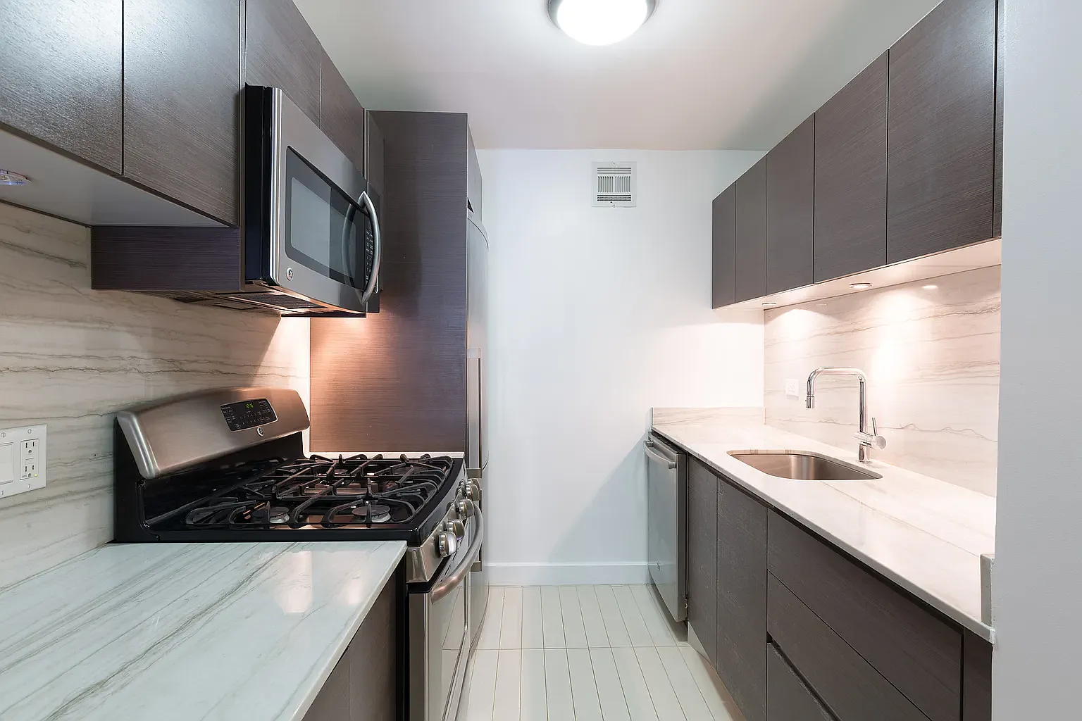 210 West 89th Street — Photo 3
