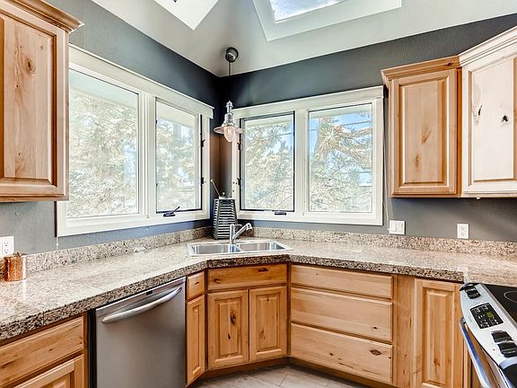 5th image of 1310 S Monaco Pkwy #20