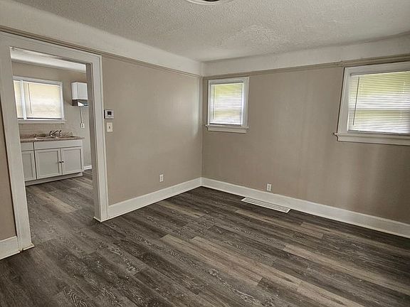 5th image of 1665 1st Ave