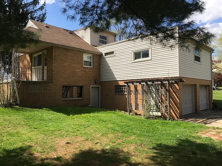 4800 Lindford Ave NE — Photo 3