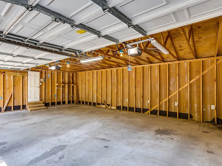 3257 Greene Ave #FULL — Photo 43