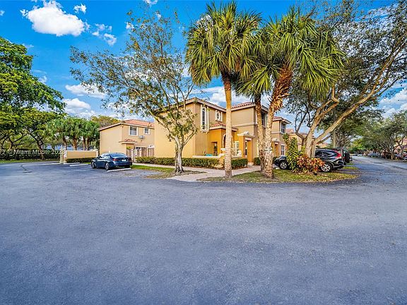 5th image of 8551 NW 141st Ter APT 306