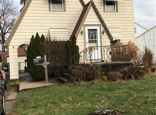 6306 Dartworth Dr, Parma, OH 44129