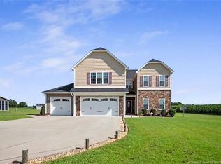 5152 Grays Creek Church Rd, Hope Mills, NC 28348