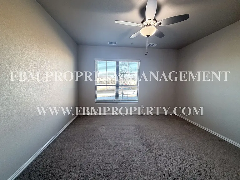 1777 Refuge Way — Photo 16