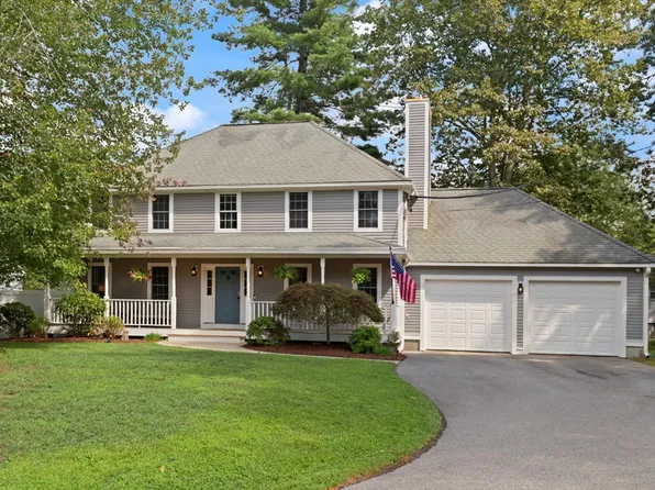 3 Lakeside Ave, Hudson, MA 01749