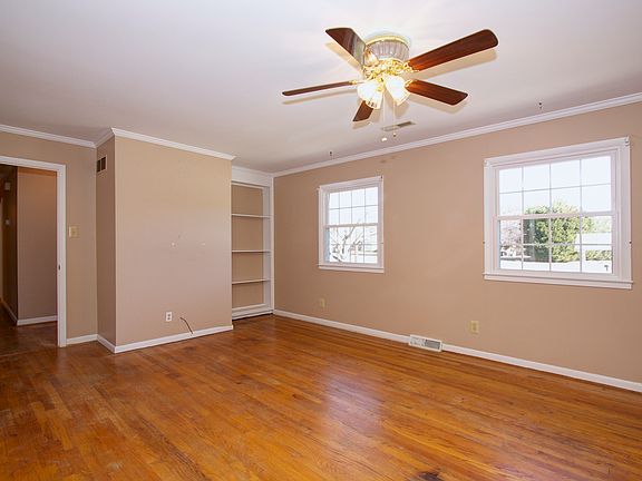 2nd image of 604 Orourke Dr