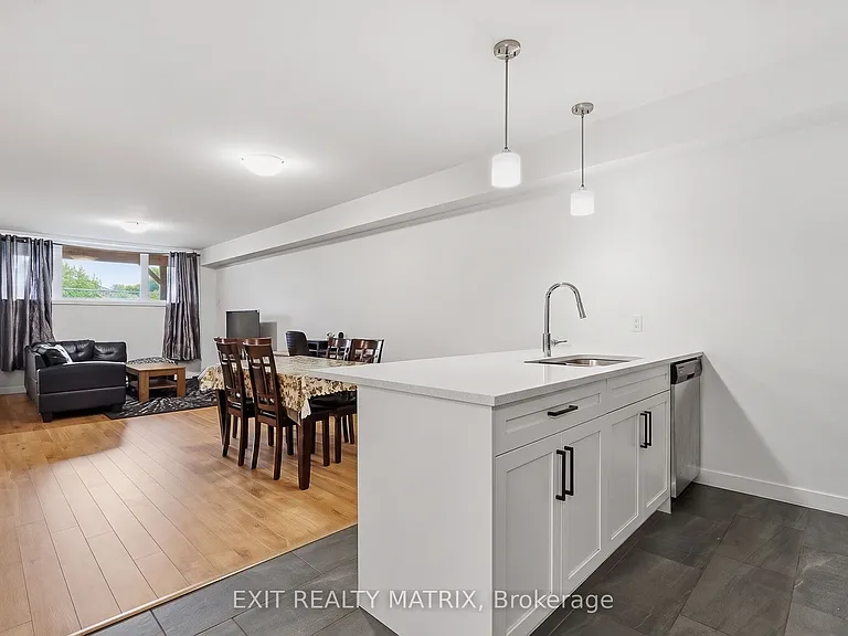 49 Cambridge St #A — Photo 8