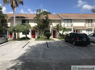 604 Riverside Dr, Greenacres, FL 33463