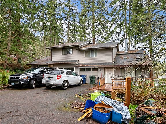 3rd image of 616 S 71st St