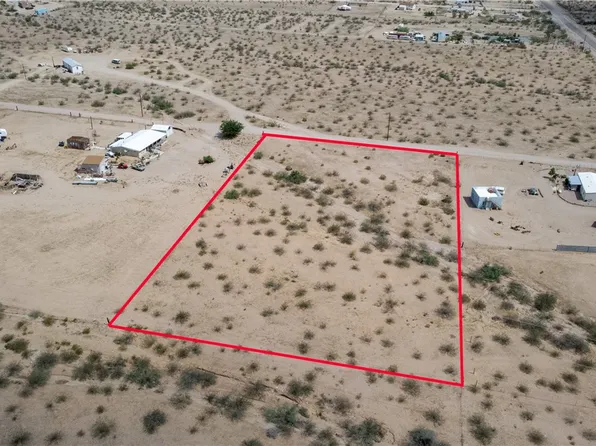7536 W Vandergriff Drive, Golden Valley, AZ 86413