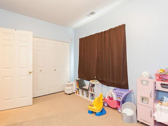 2nd image of 2341 N Lister Ave