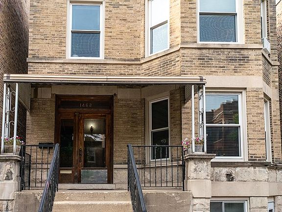 2nd image of 1462 W Foster Ave #2
