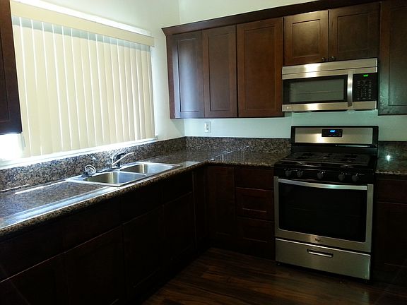 3rd image of 936 Olive Ave APT 5