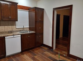 202 E Avenue F, Alpine, TX 79830