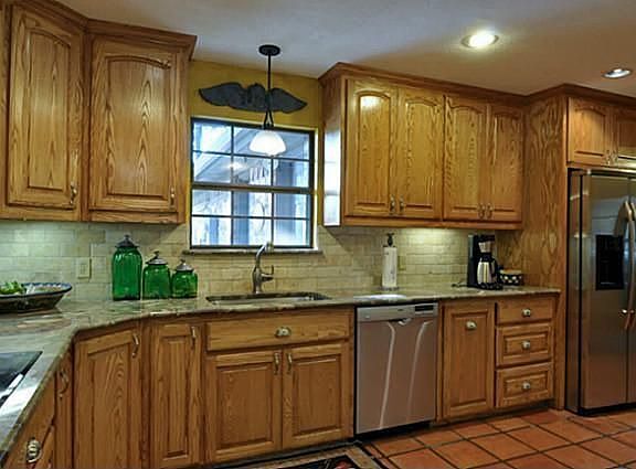 3rd image of 6605 Emerald Dr