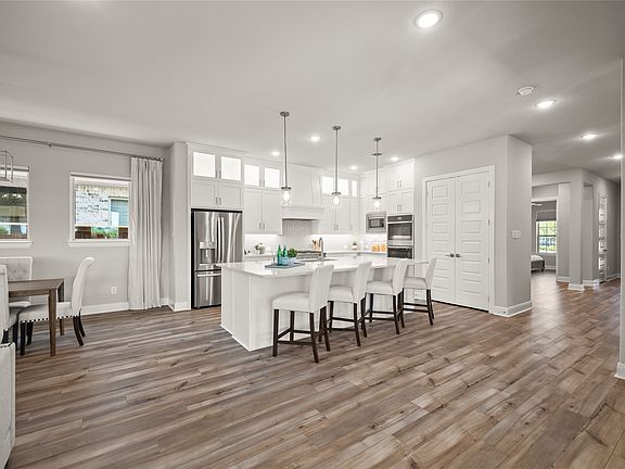 4th image of 4800 Cypress Thorn Dr