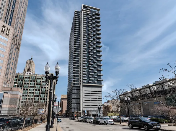 235 W Van Buren St Unit 3105, Chicago, IL 60607