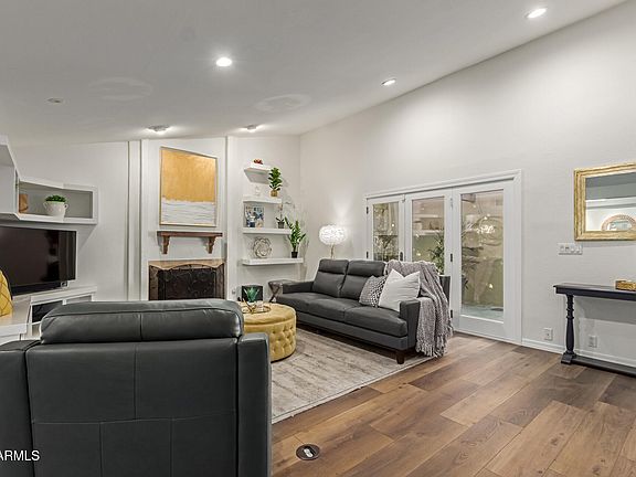 4th image of 5347 N LA PLAZA Circle