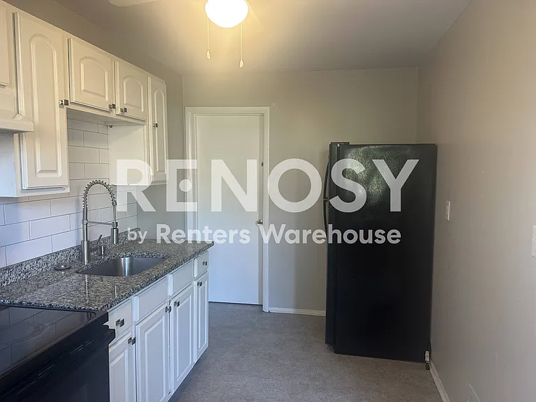 1117 Pelham Wood Rd — Photo 11