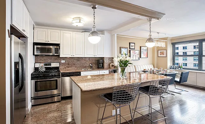 Sold by Engel & Völkers New York City | media 3