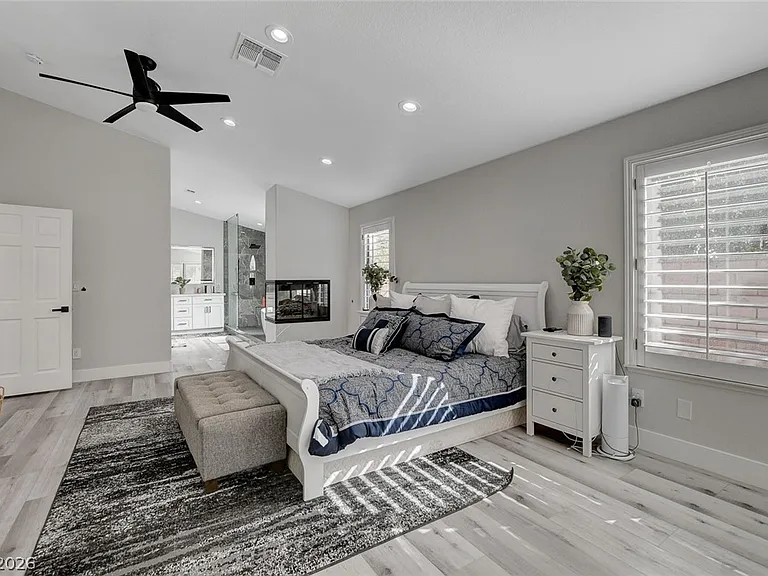 5429 Painted Sunrise Dr — Photo 31