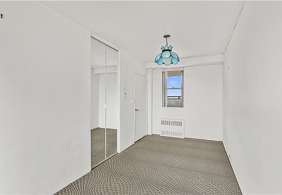 5th image of 4705 Henry Hudson Pkwy #14H
