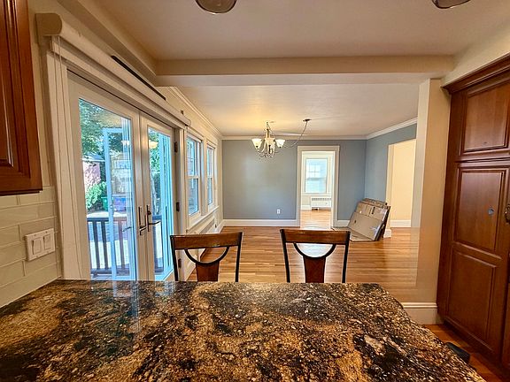 5th image of 56 Noble St #56