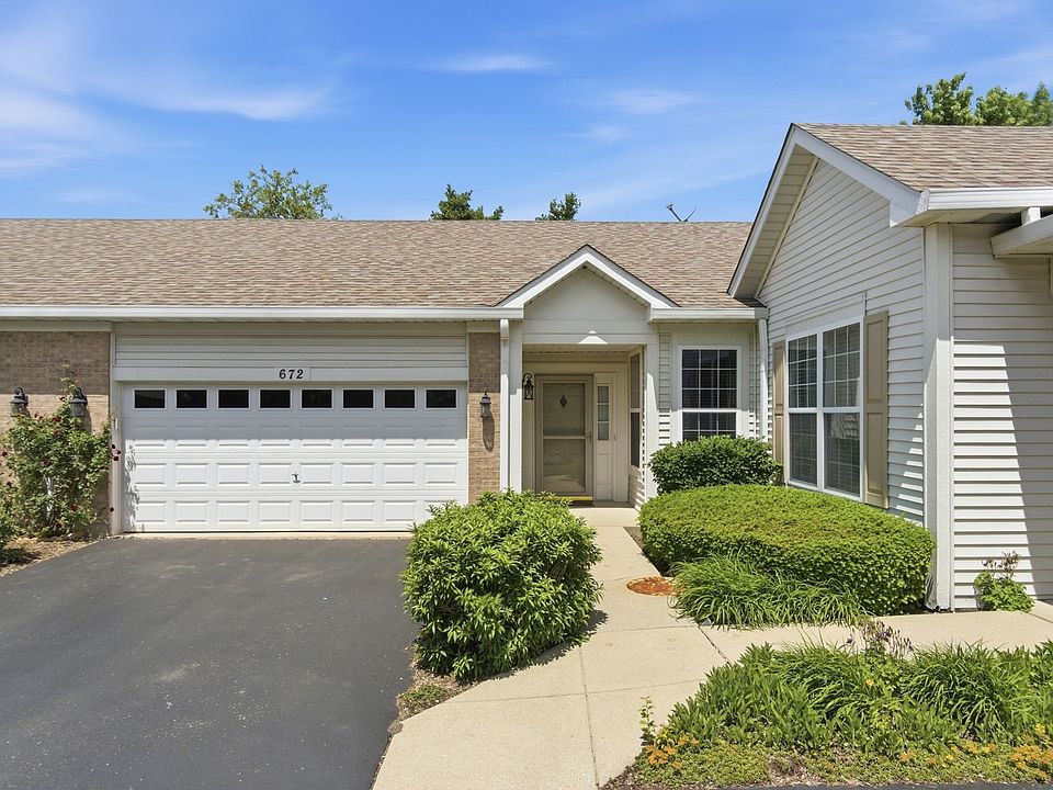 1st image of 672 S Cadillac Cir