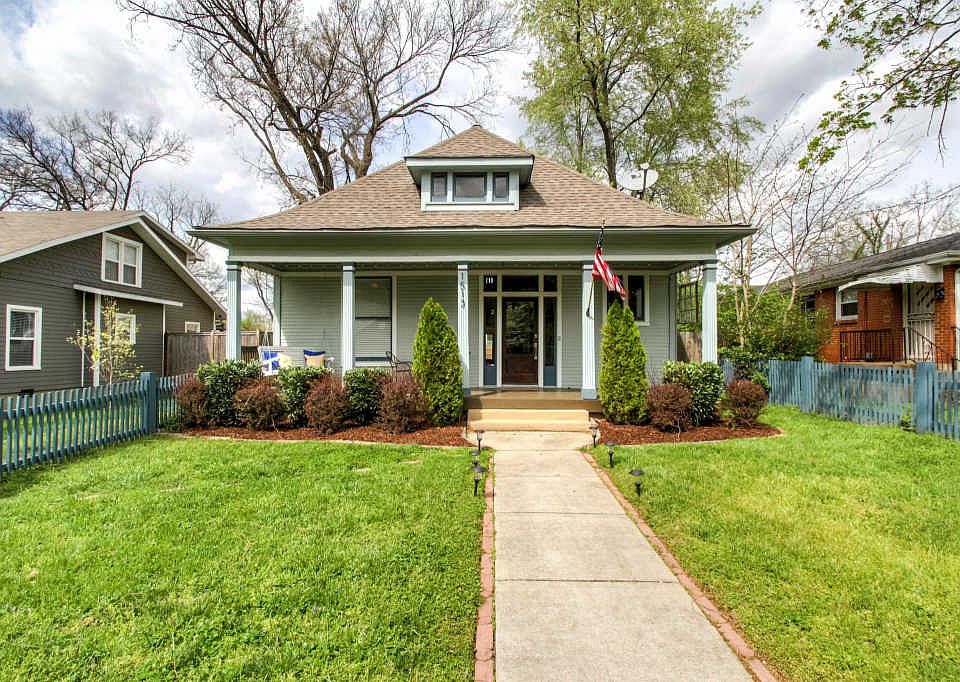 1st image of 1513 Douglas Ave
