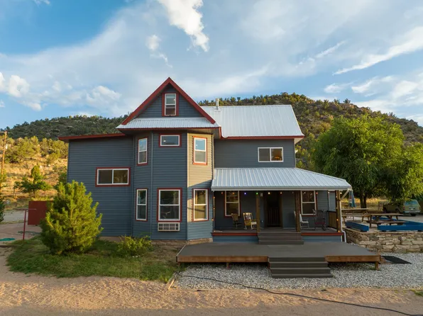 153 E Main St, Naturita, CO 81422