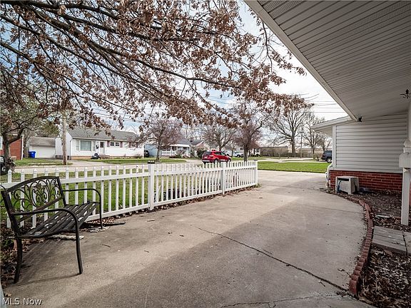 2nd image of 5356 W 148th St