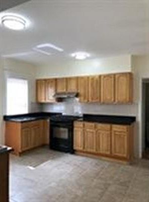 1st image of 14 Bigelow St #2