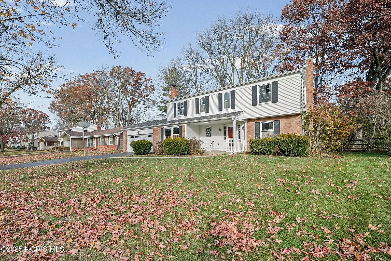 4860 Eastwick Dr photo 1