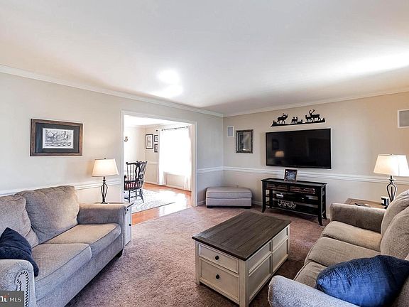 2nd image of 13023 Maple Springs Dr