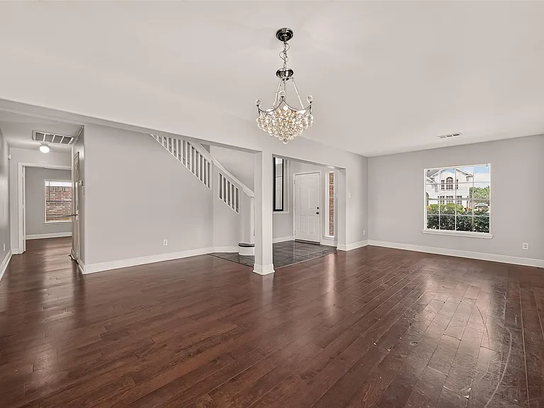 18203 Winding Timbers Ln — Photo 6