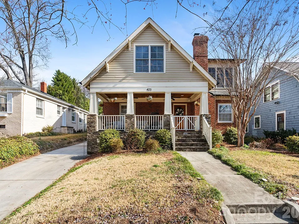 425 E Tremont Ave
