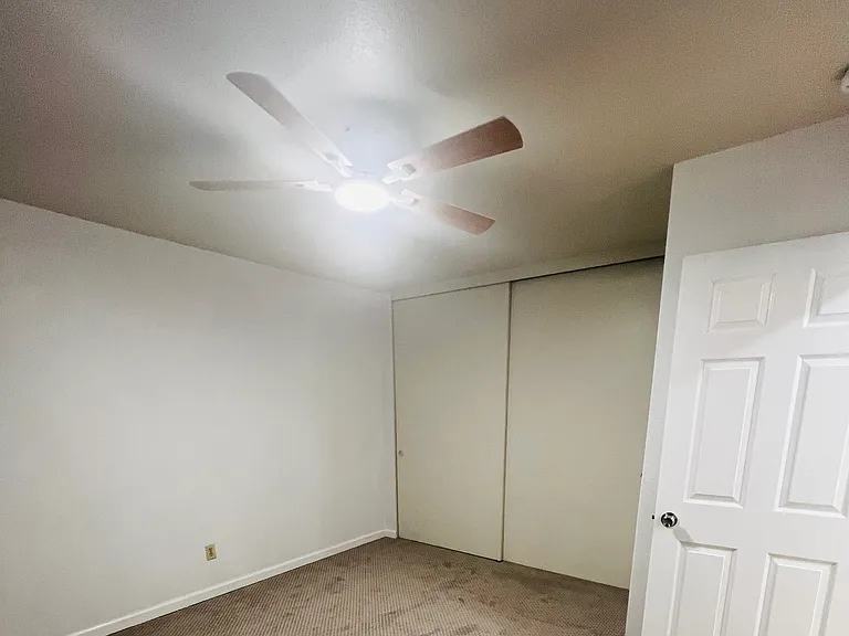 901 Russell Ave #115 — Photo 14