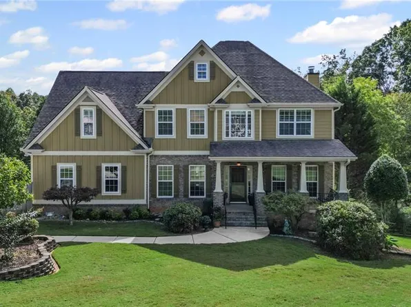 9060 Blue Willow Ct, Gainesville, GA 30506