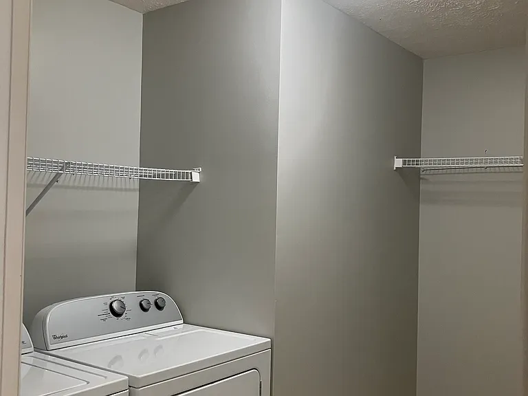 1789 Park Trl NE — Photo 37