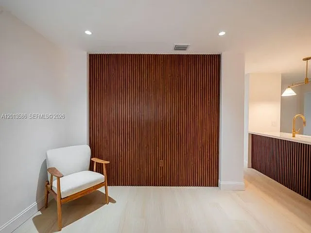 1550 S Greenway Dr — Photo 14