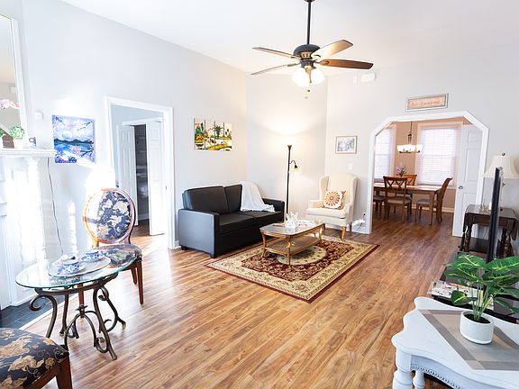 4th image of 501 E 39th St #A