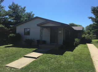 1915 N Maxine Rd, Bloomington, IN 47404