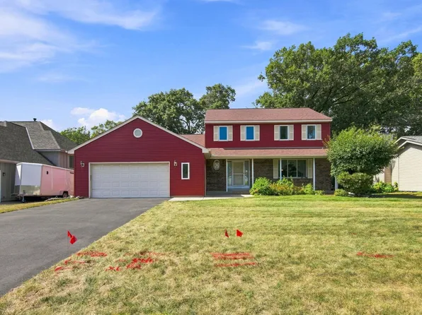 3017 Standridge Pl N, Maplewood, MN 55109